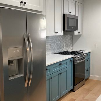 Remodeling by Danny - a kitchen with stainless steel appliances - General Contractors Near Me - Dallas, Texas Remodeling by Danny - a kitchen with stainless steel appliances - General Contractors Near Me - Dallas, Texas