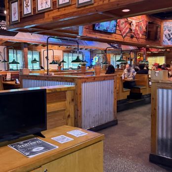 Texas Roadhouse - Inside view - Steakhouses Near Me - Miramar, Florida