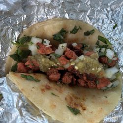 Tipico Gonzalez - Al Pastor taco.