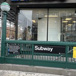 MTA - 71st Continental Avenue - Forest Hills Subway Station
