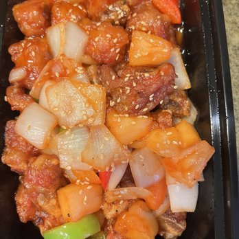 Tam's Noodle House - Sweet and sour pork. - Noodles Near Me - San Gabriel, California