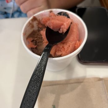 Black Cow Cafe - Ice Cream & Frozen Yogurt Near Me - Sedona, Arizona Black Cow Cafe - Ice Cream & Frozen Yogurt Near Me - Sedona, Arizona