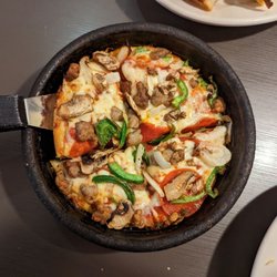 Pizza Hut - Personal pan supreme
