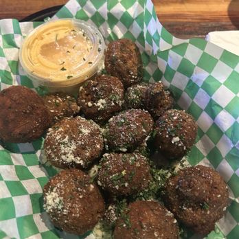 Johnny Mac's Restaurant & Bar - Fried mushrooms- 3/5 - Pizza Near Me - Henderson, Nevada
