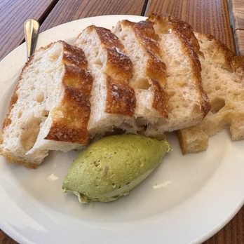 Niner Wine Estates - Bread!! - Wine Tasting Room Near Me - Paso Robles, California Niner Wine Estates - Bread!! - Wine Tasting Room Near Me - Paso Robles, California