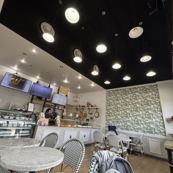 Le Paris Brest Cafe - Inside - Patisserie/Cake Shop Near Me - Henderson, Nevada Le Paris Brest Cafe - Inside - Patisserie/Cake Shop Near Me - Henderson, Nevada