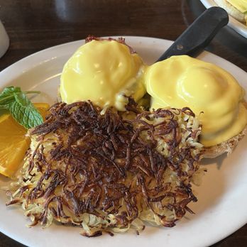 Foxy's Restaurant - Eggs Benedict with hash browns. - Diners Near Me - Glendale, California Foxy's Restaurant - Eggs Benedict with hash browns. - Diners Near Me - Glendale, California