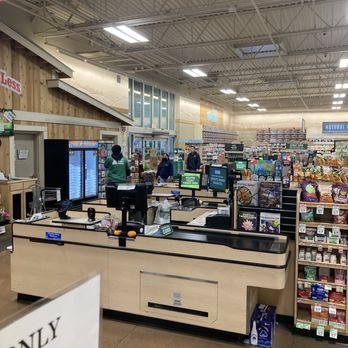 Sprouts Farmers Market - Nobody to help at the front. - Grocery Near Me - Albany, California Sprouts Farmers Market - Nobody to help at the front. - Grocery Near Me - Albany, California