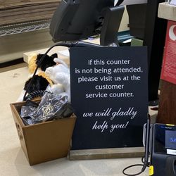 Safeway - Suppose to help customers but not ture....