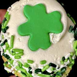 PinkaBella Cupcakes - St Paddy's day cupcake
