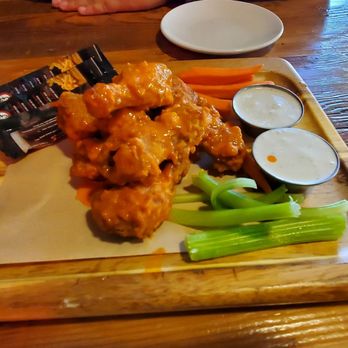 Finney's Crafthouse - Burbank - Yuzu Buffalo Wings - New American Near Me - Burbank, California