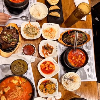 So Gong Dong Duluth Tofu & BBQ - 소 불고기+순두부 / Beef Bulgogi & Soondubu 물만두 / Boiled Dumplings 순두부라면 / Soondubu Ramen - Korean Near Me - Duluth, Georgia