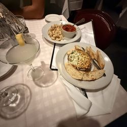 Vino's Ristorante and R.G. Books Lounge - Lemon Drop Martini, Spinach Artichoke Dip, Calamari