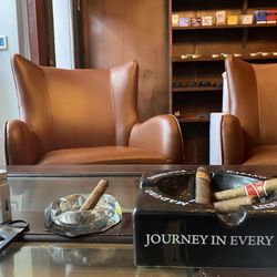 Vitrum Smoke Shop - Lounge area in Humidor