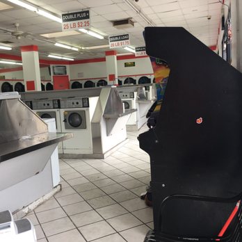Grace Coin Laundromat - Inside the store - Laundromat Near Me - Carson, California
