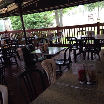 Micro-Brasserie le Brouemont - Other side of the deck - Brasseries Near Me - Bromont, Quebec Micro-Brasserie le Brouemont - Other side of the deck - Brasseries Near Me - Bromont, Quebec