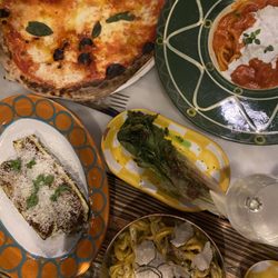 Biglove Caffè - Margarita pizza, zucchini boat, truffle pasta, spaghetti with burrata