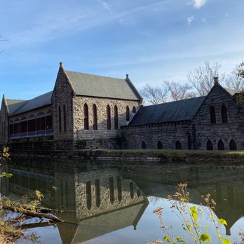 Pump House Park - Parks Near Me - Richmond, Virginia