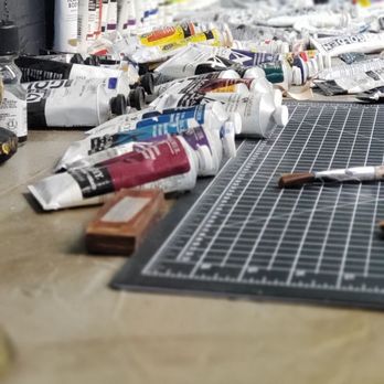 Memo's Canvas - Paint & Sip Near Me - Montclair, California