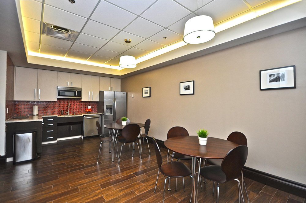 DR. MICHAEL CRISTIANO LICENSED CLINICAL PSYCHOLOGIST Updated August