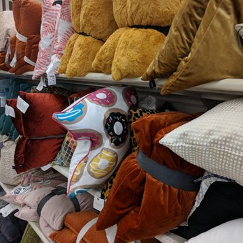 Winners - Donut pillow surrounded by solid-coloured ones - Department Stores Near Me - Bowmanville, Ontario Winners - Donut pillow surrounded by solid-coloured ones - Department Stores Near Me - Bowmanville, Ontario