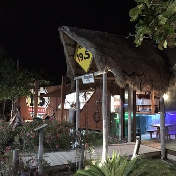 19.5 Km Restaurant - Seafood Near Me - Cancún, ROO 19.5 Km Restaurant - Seafood Near Me - Cancún, ROO