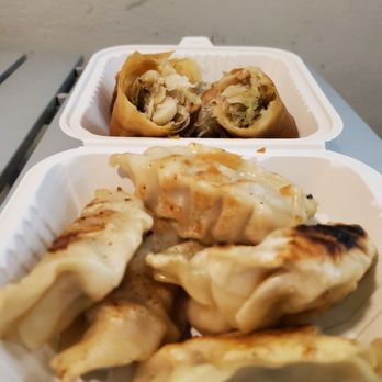 King Eggroll Express - Chicken eggroll (left), veggie eggroll (right), potstickers (bottom) - Fast Food Near Me - San Jose, California King Eggroll Express - Chicken eggroll (left), veggie eggroll (right), potstickers (bottom) - Fast Food Near Me - San Jose, California