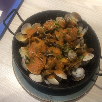 Chao Pescao - Marinara Clams - Seafood Near Me - Barcelona, B