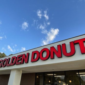 Golden Donuts - the front of a donut shop - Donuts Near Me - Columbus, Georgia Golden Donuts - the front of a donut shop - Donuts Near Me - Columbus, Georgia
