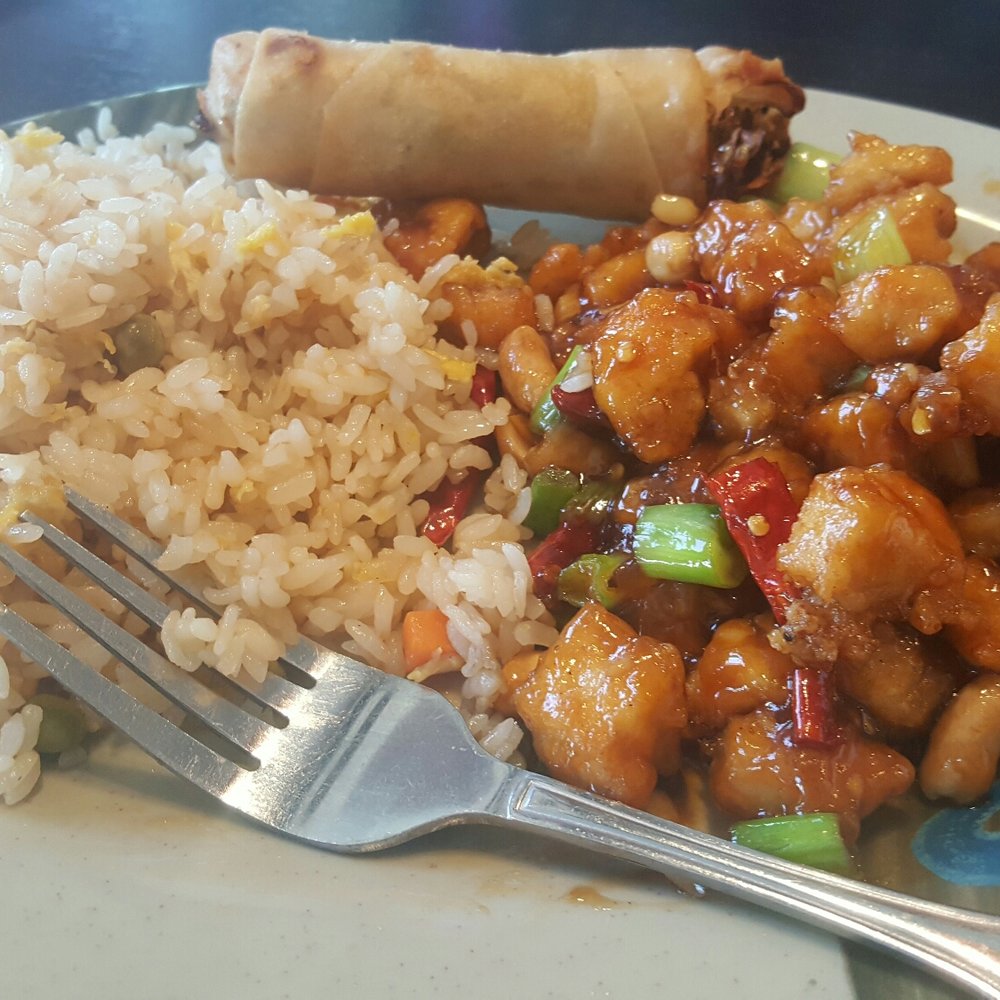 Red Chilli - Chinese Near Me - Redlands, California