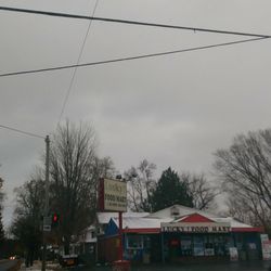 Lucky 7 Food Mart