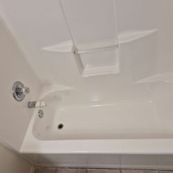 Bathtub Resurfacing - After