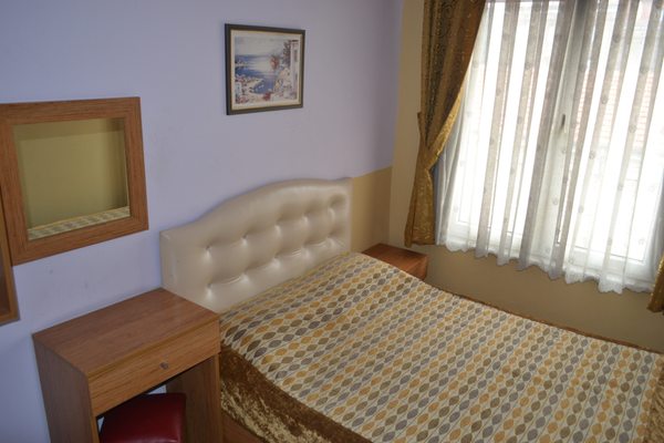 Second Home Hostel by null