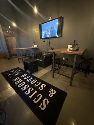 Scissors & Scotch by null
