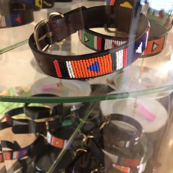 Pet Shop - Handverarbeitete Hundehalsbänder und Leinen aus Afrika, echtes Leder  Handmade with Love - Pet Stores Near Me - Basel, BS