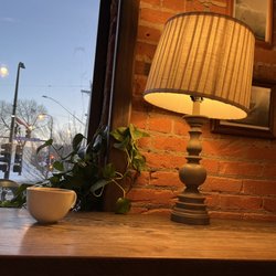 Five Watt Coffee - Decor