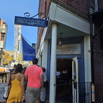 Brownstone - Bars Near Me - Boston, Massachusetts