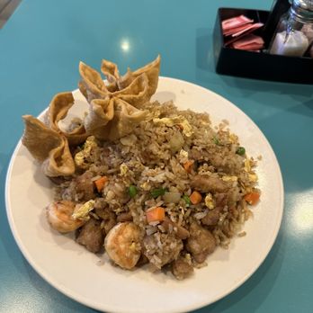 China Dragon Chinese Restaurant - Combination fried rice (chicken and shrimp). - Chinese Near Me - Pflugerville, Texas