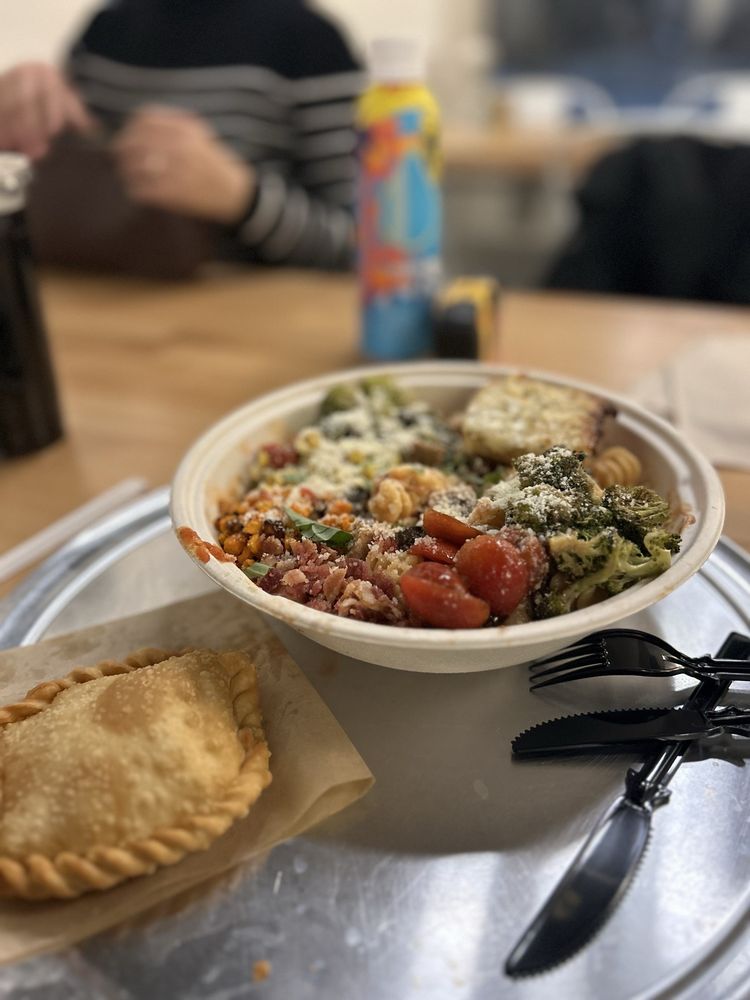 Food from Sportelli’s Artisan Pasta