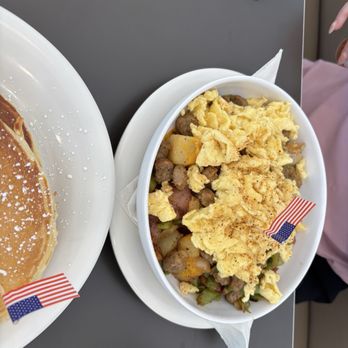 Eggs Up Grill - Breakfast & Brunch Near Me - Cedar Park, Texas
