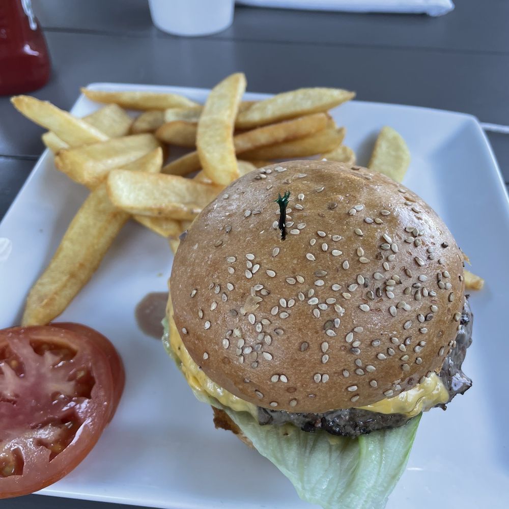 River Front Cafe - River Front Cheeseburger - Cafes Near Me - Petaluma, California River Front Cafe - River Front Cheeseburger - Cafes Near Me - Petaluma, California