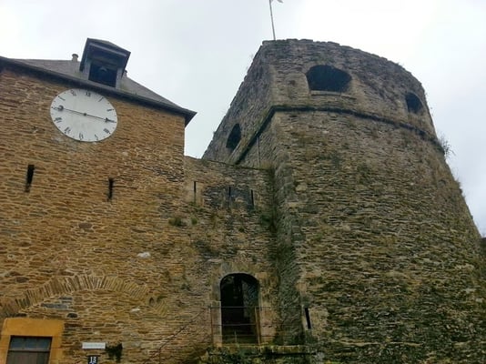 Bouillon Castle by null