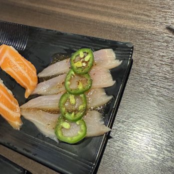 Blufish Sushi & Grill - Sushi Bars Near Me - Torrance, California