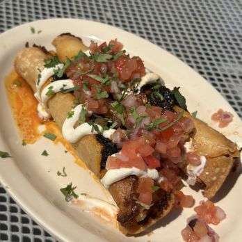 Big Star - Flautas - Mexican Near Me - Chicago, Illinois