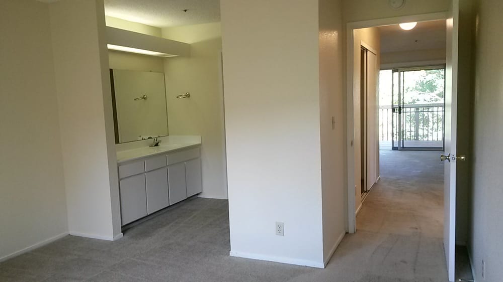 Photos of LUND GARDEN APARTMENTS Updated August 2024 51 Photos & 24