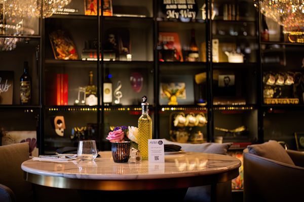 Armstrong Jazz House by null