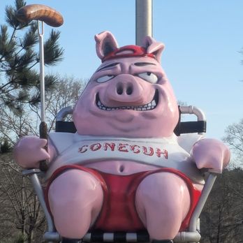 Conecuh Sausage - Smiling as if oblivious to his inevitable fate. - Meat Shops Near Me - Evergreen, Alabama