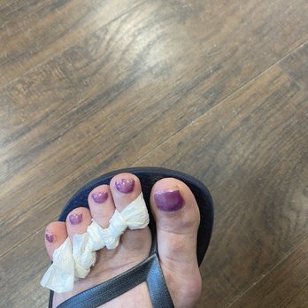 Blooming Nails - Another messy mess of a pedicure - Nail Salons Near Me - Selden, New York