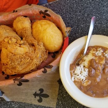 Duffy's Diner - Made to order fried chicken with a yeast roll (amazing) and red beans and rice (to die for) - Delis Near Me - New Iberia, Louisiana