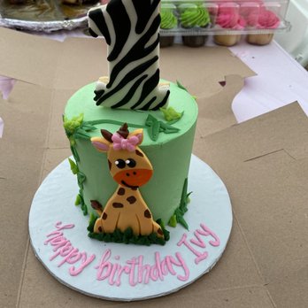 Pin Up Cakes - Patisserie/Cake Shop Near Me - Whittier, California